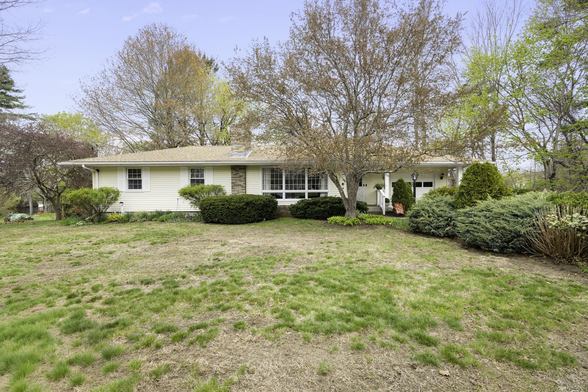 734 River St, Palmer, MA 01069