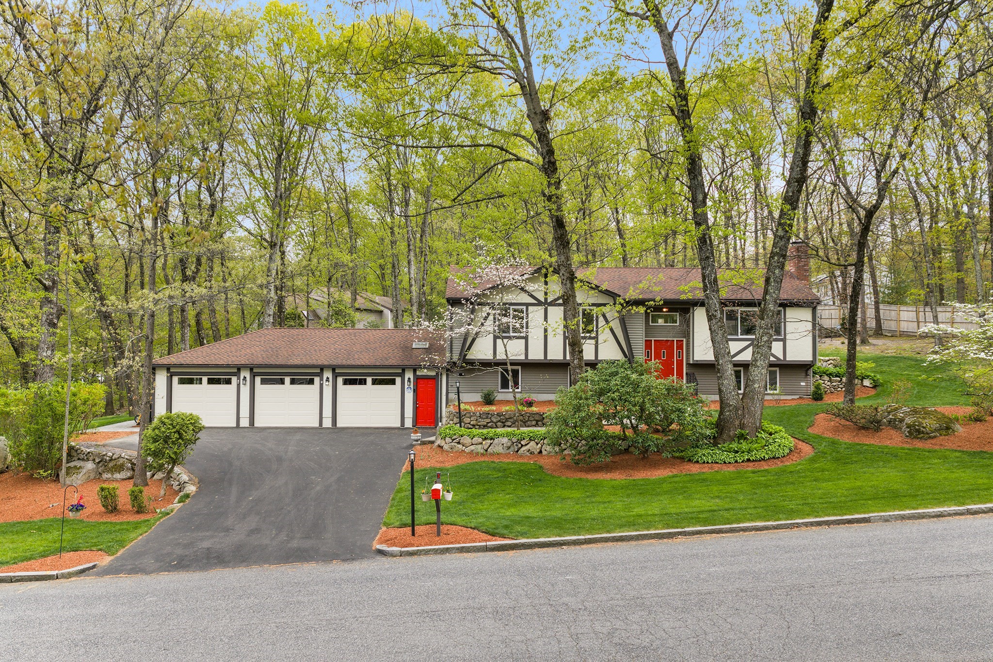 3 Shady Hollow Path, Ashland, MA 01721