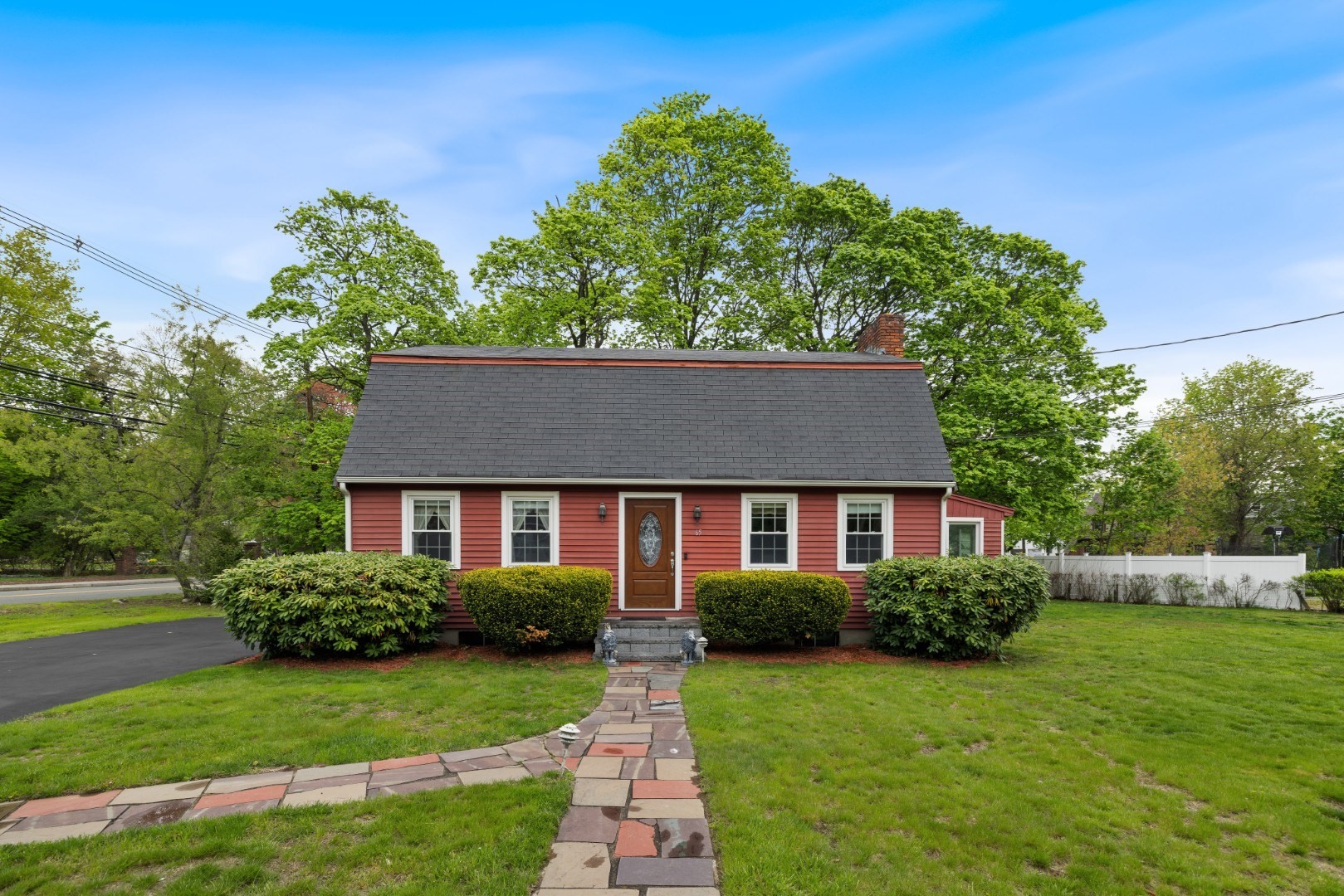 67 Brook Drive, Lynnfield, MA 01940