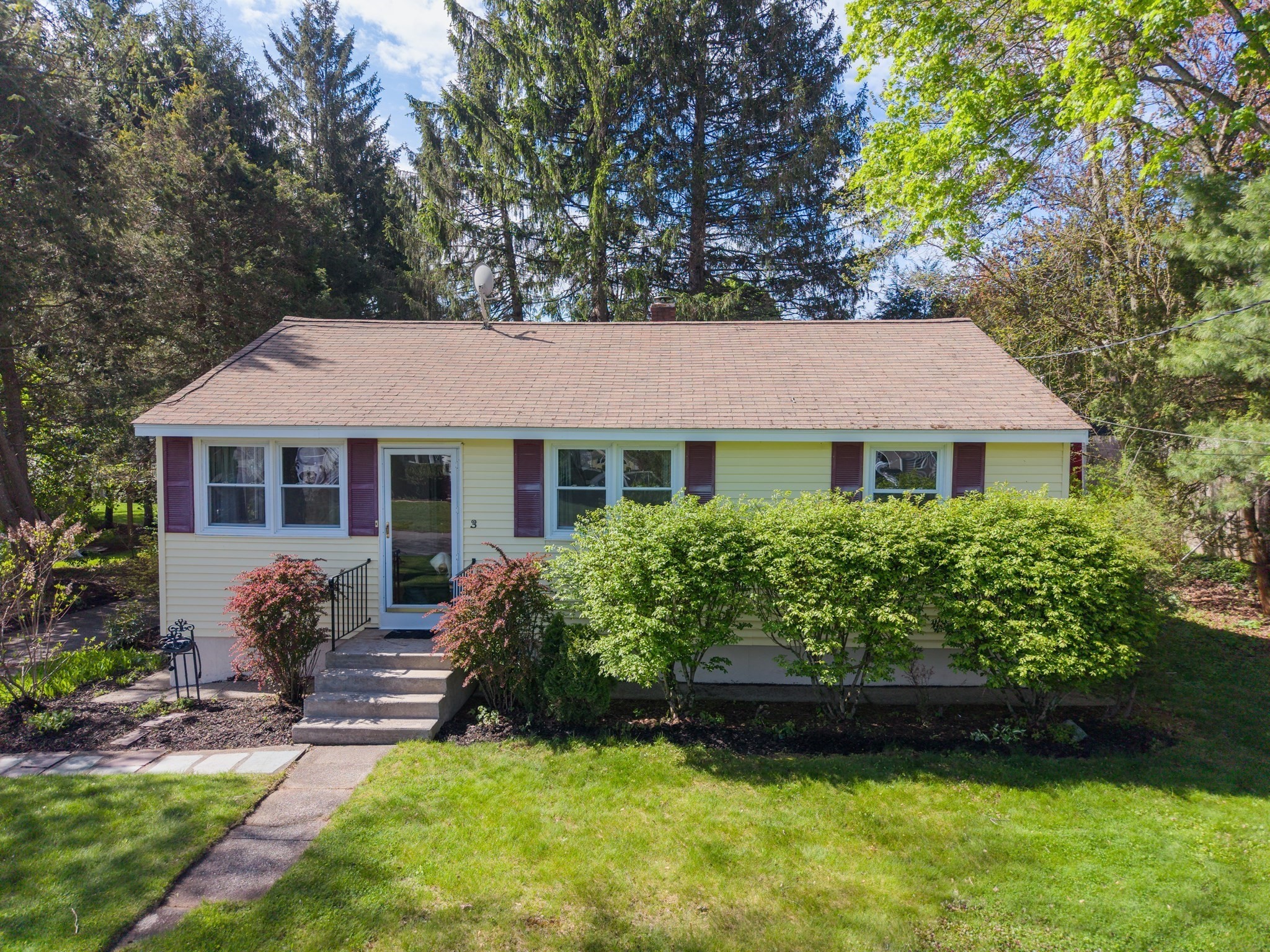 3 Greenwood Street, Boylston, MA 01505