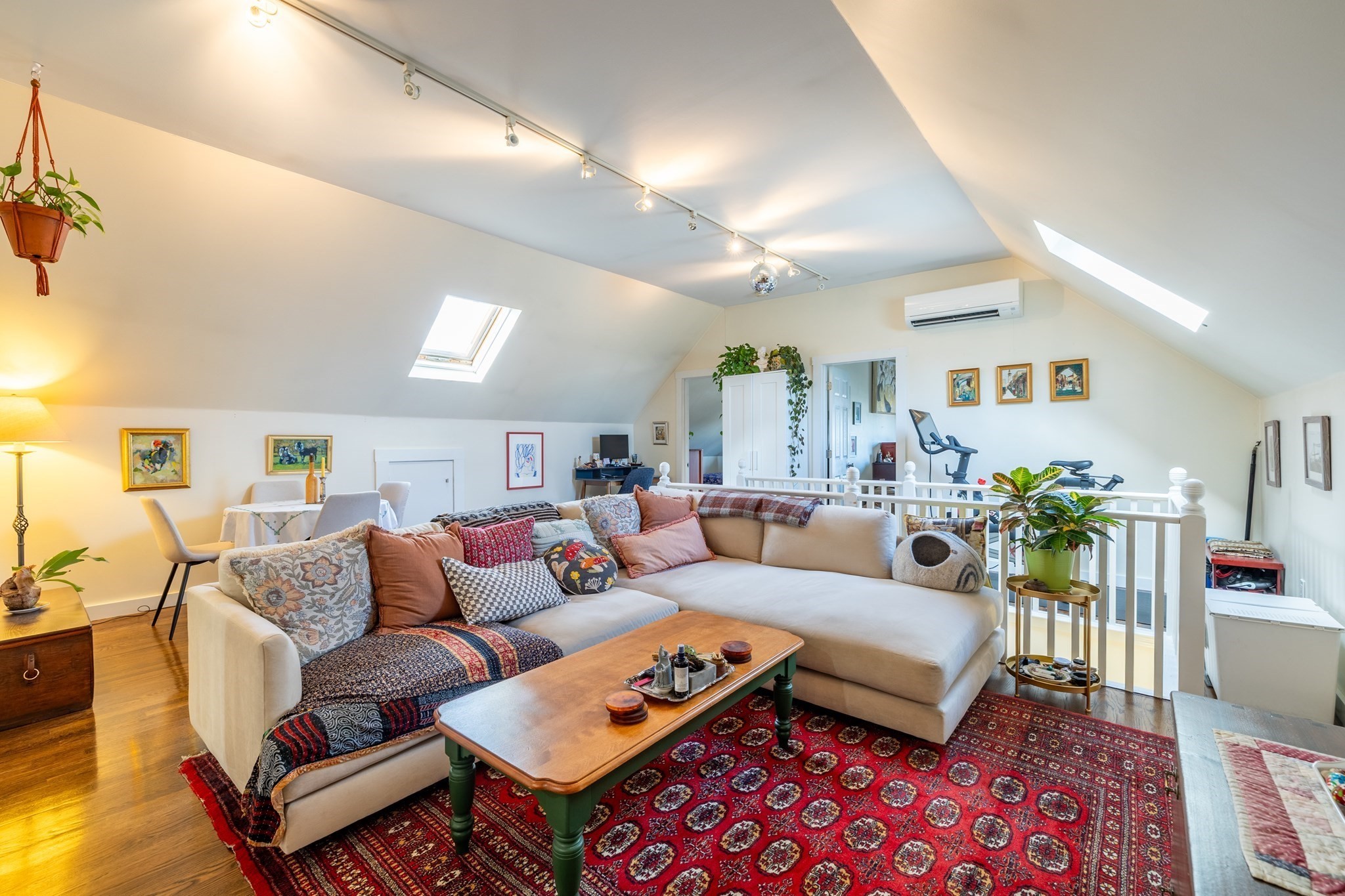 137 North St Unit 3, Salem, MA 01970