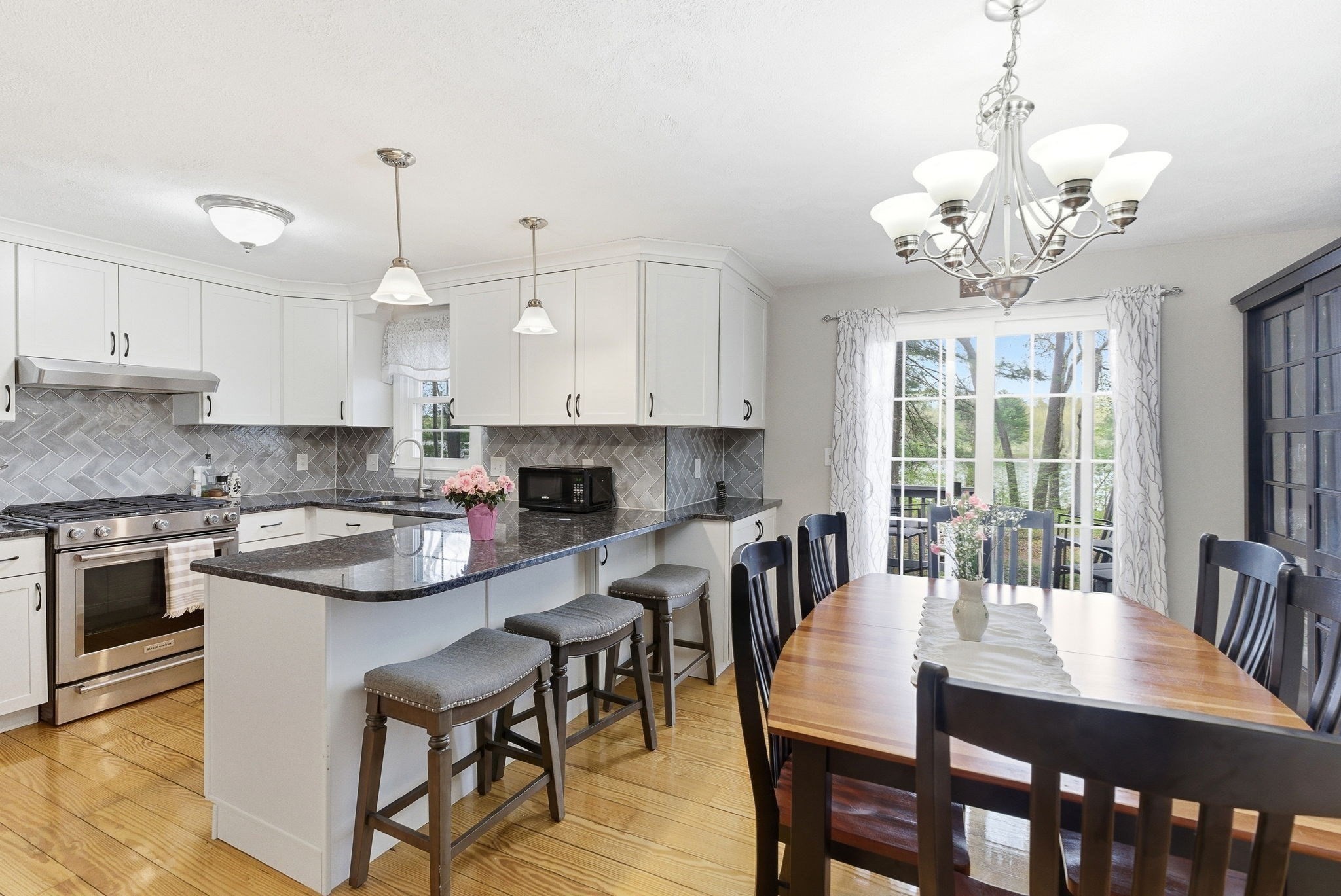 200 Wellman Ave Unit 1, Chelmsford, MA 01863