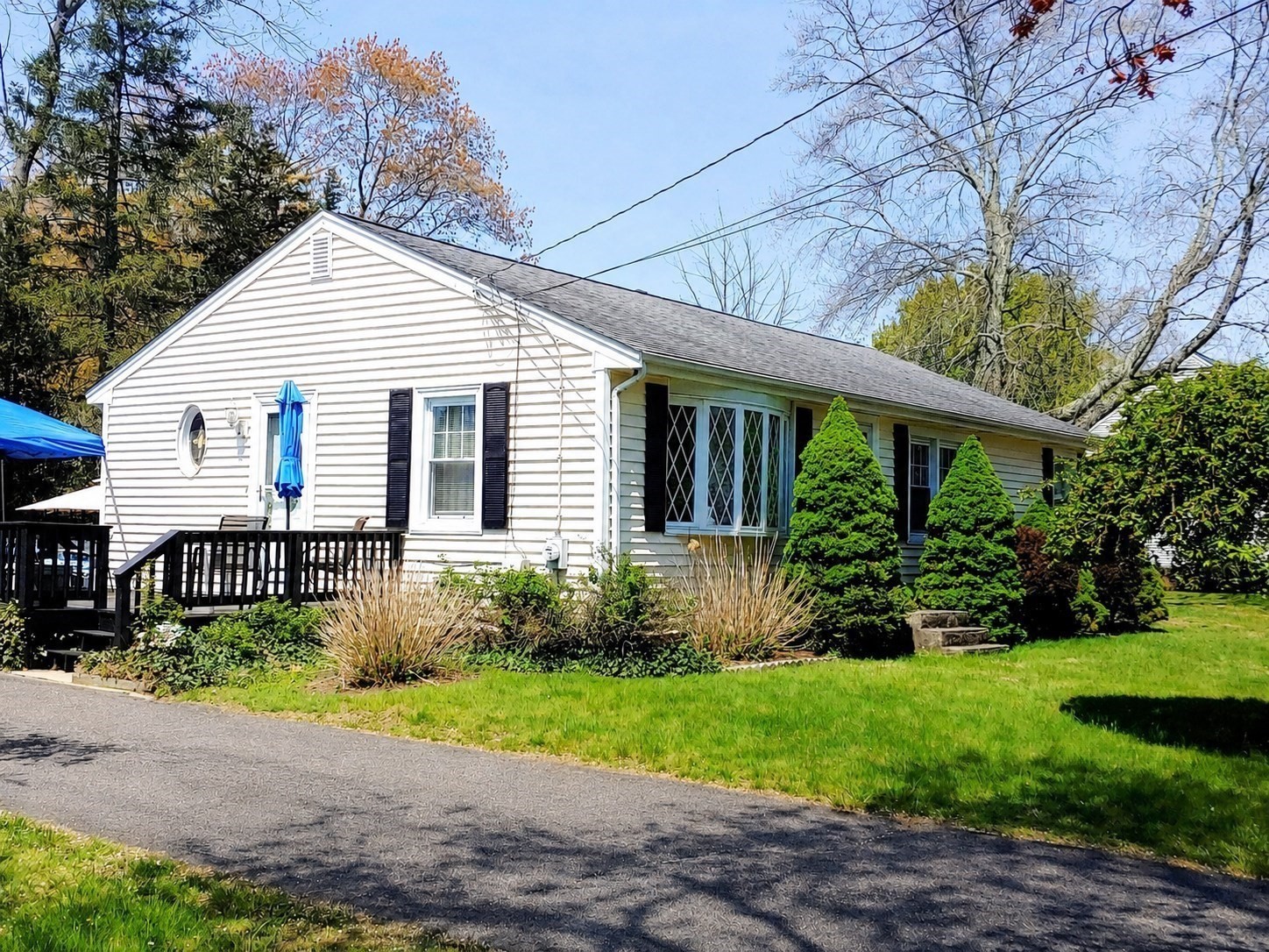 39 Elvira St, Bellingham, MA 02019