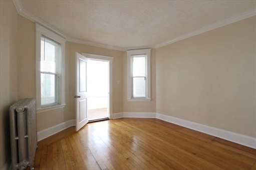 71 Walnut park, Apt 2