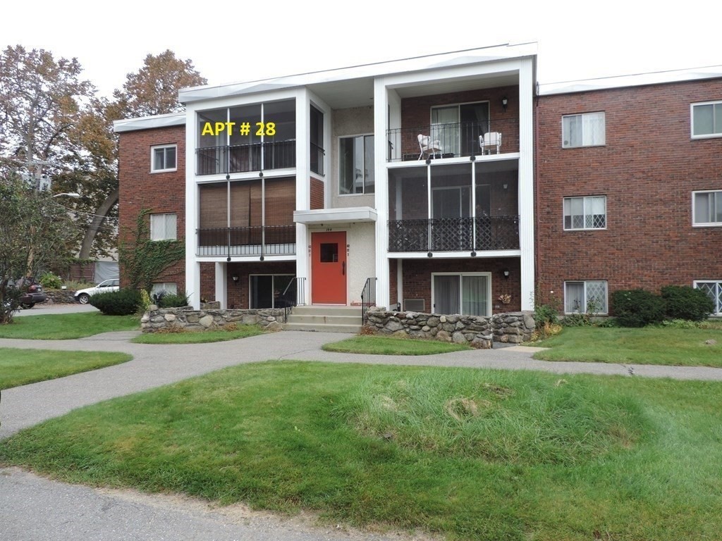 144 West Street Unit 28, Leominster, MA 01453