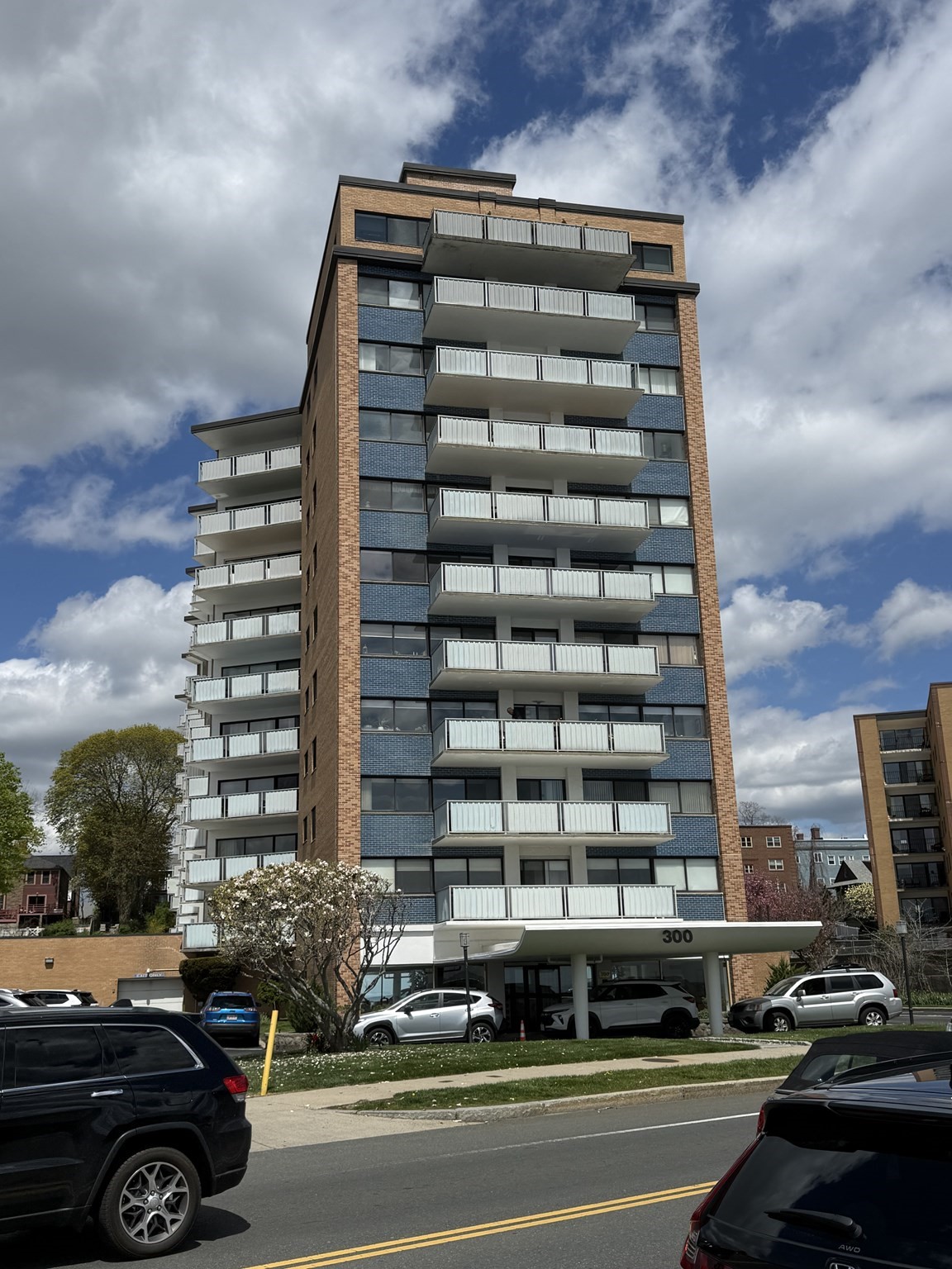 300 Lynn Shore Drive Unit 207, Lynn, MA 01902