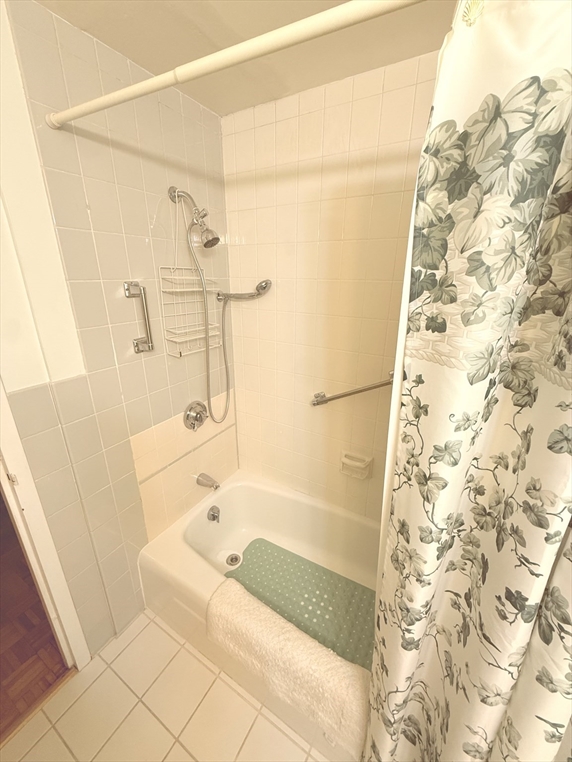 300 Lynn Shore Drive, Lynn, MA Image 11