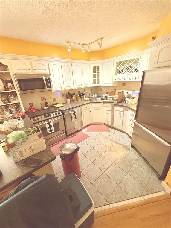 300 Lynn Shore Drive, Lynn, MA Image 7