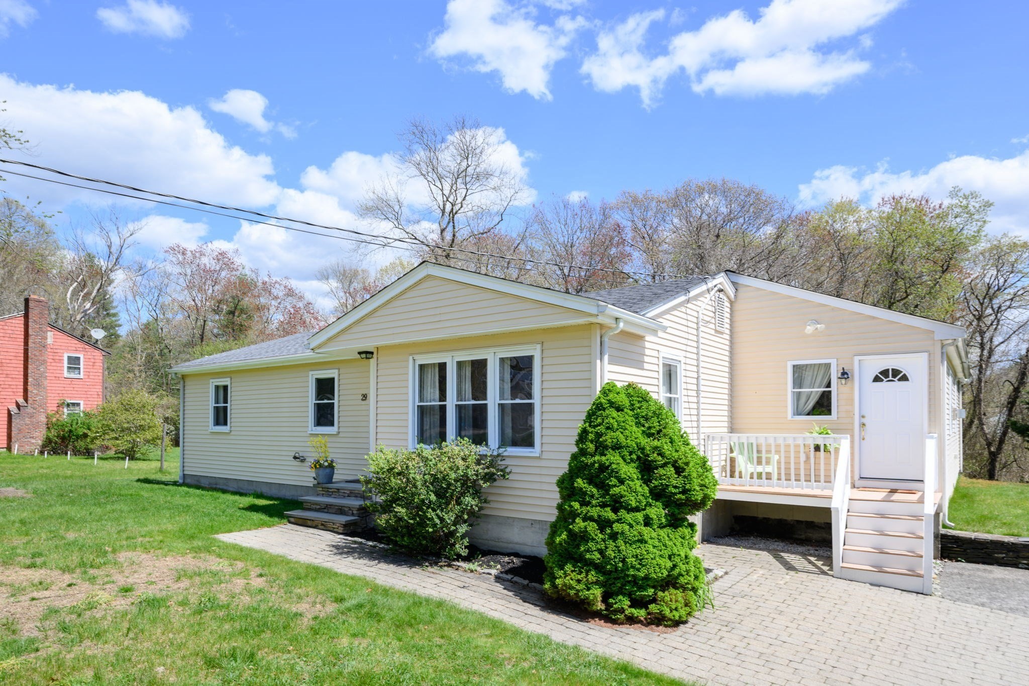 29 Andrew Dr, Pembroke, MA 02359