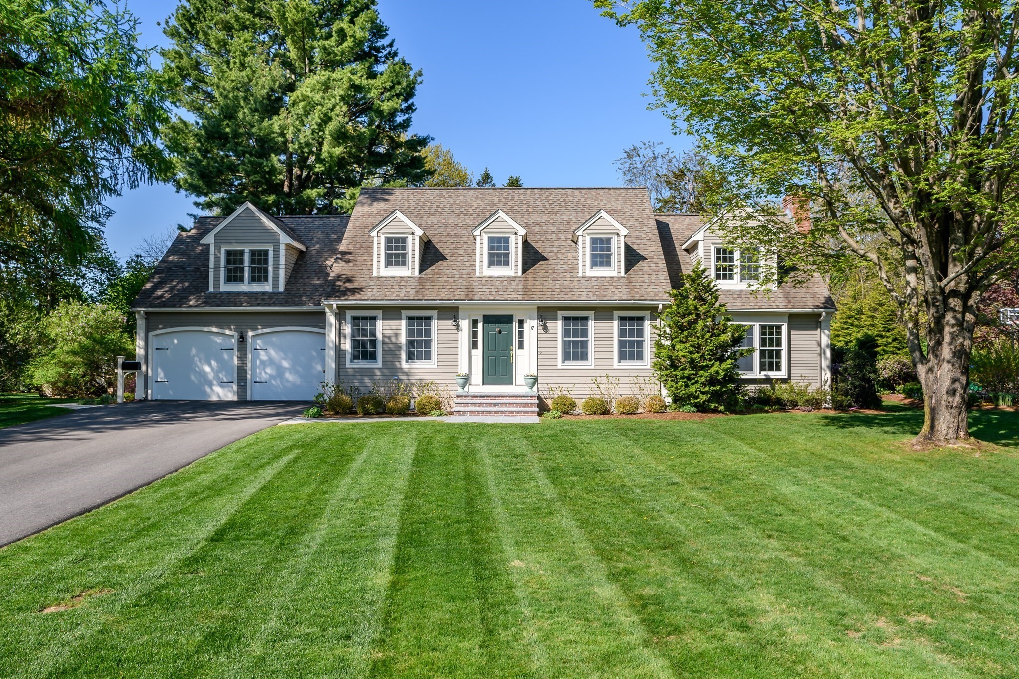 17 Lancaster Drive, Westwood, MA 02090