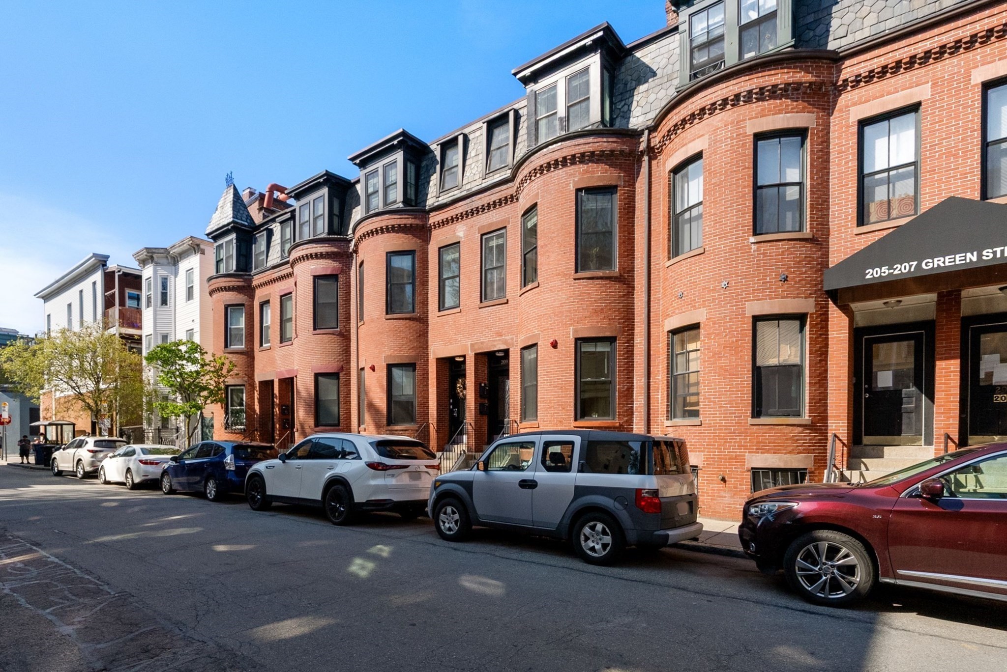 209 Green St, Cambridge, MA 02139