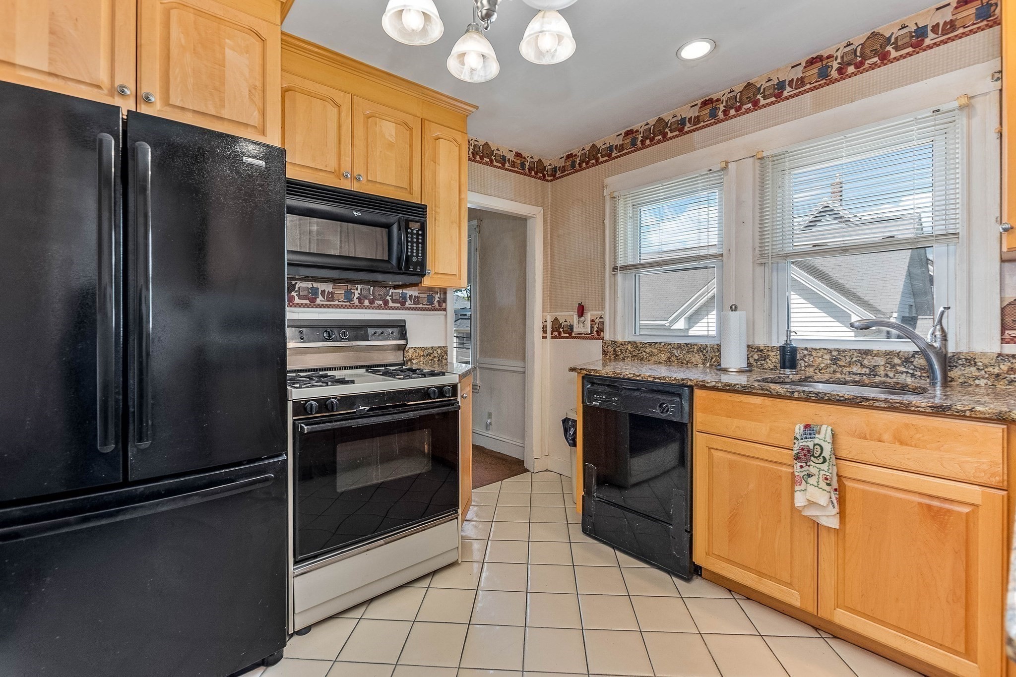 31 Cleveland Street, Hyde Park, Boston, MA 02136 - Image 24