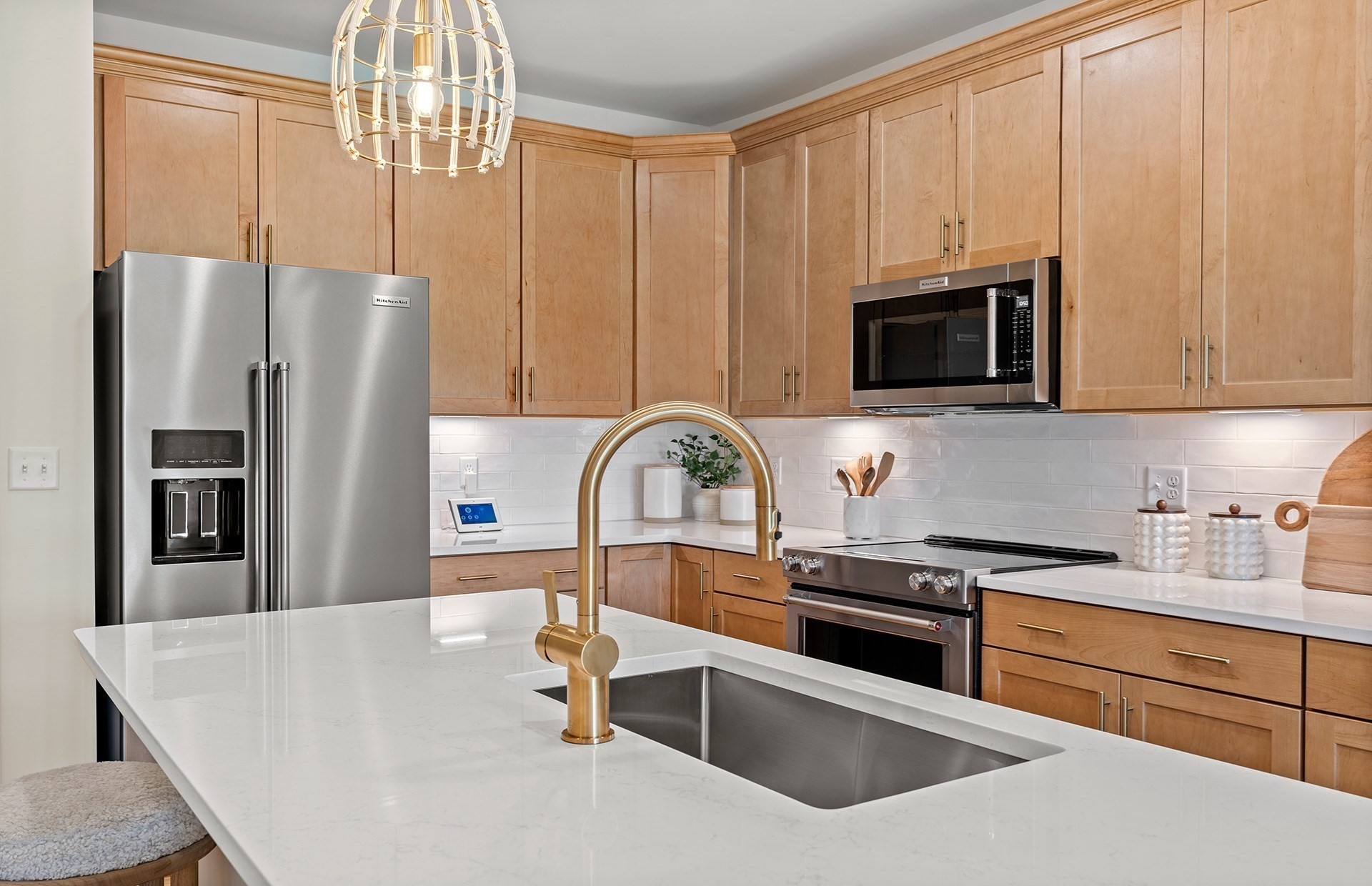 399 Neponset Unit 104, Canton, MA 02021