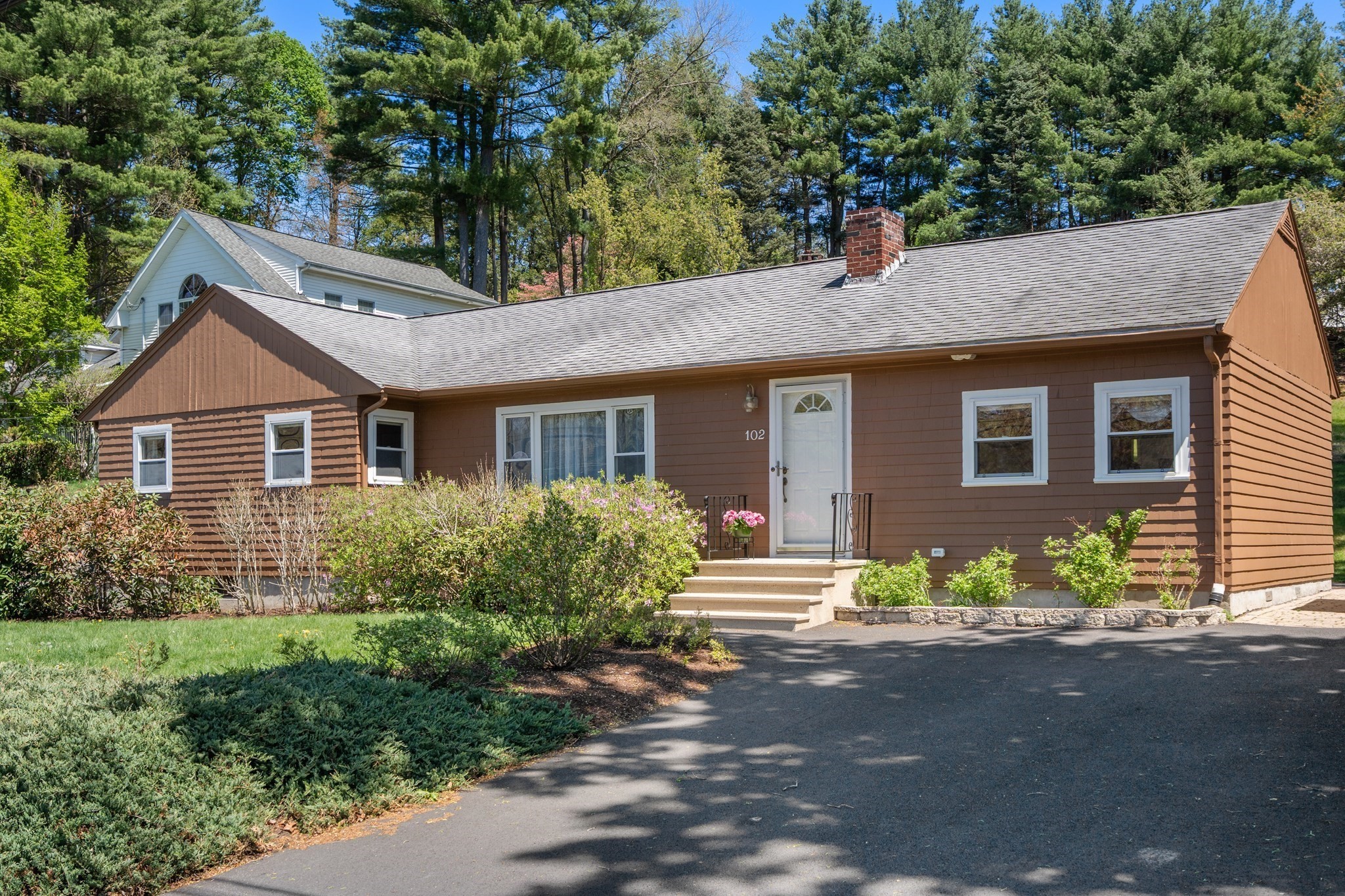 102 Park Street, Hudson, MA 01749