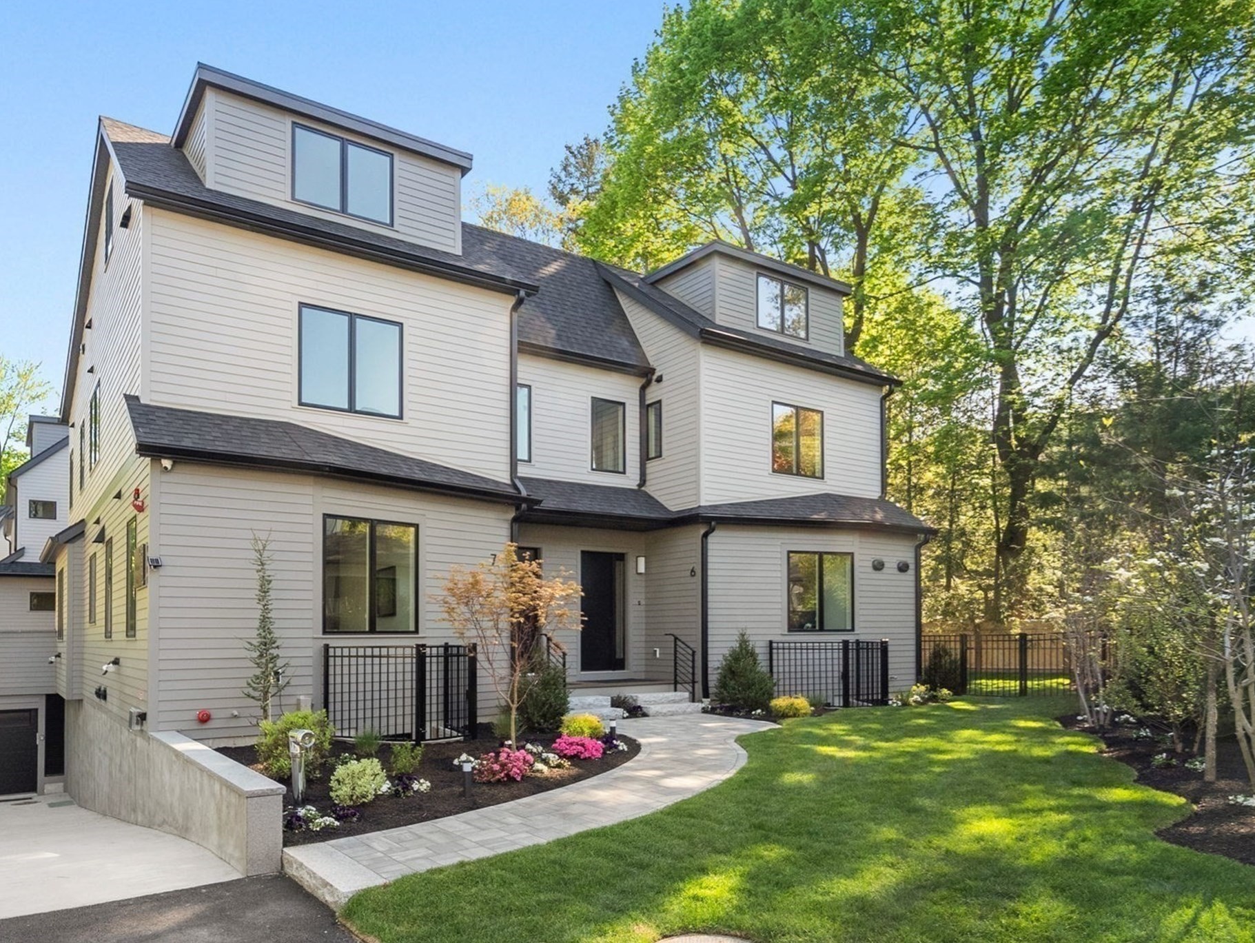 956 Walnut Street Unit 7, Newton, MA 02461