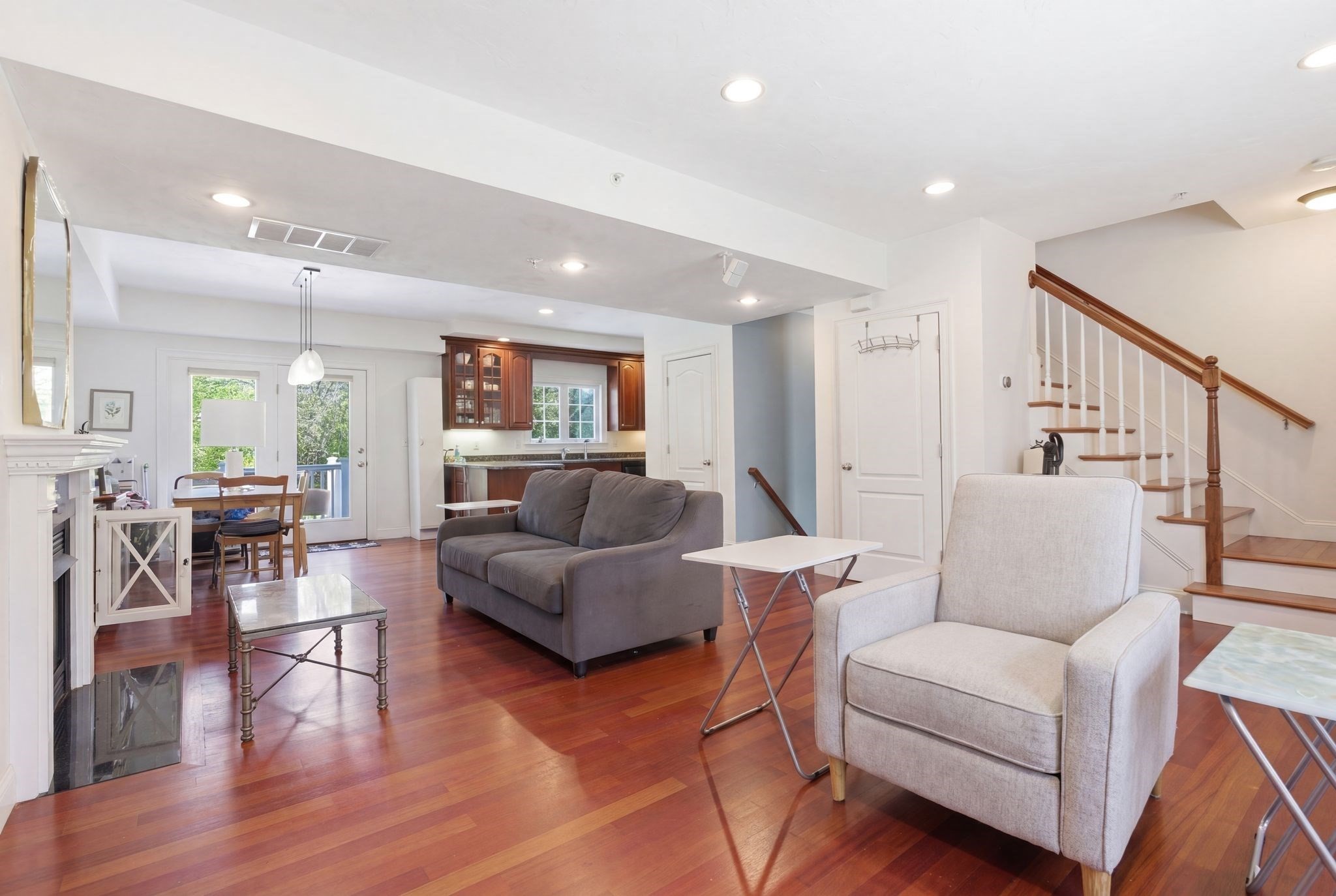 218 South Unit 9, Waltham, MA 02453