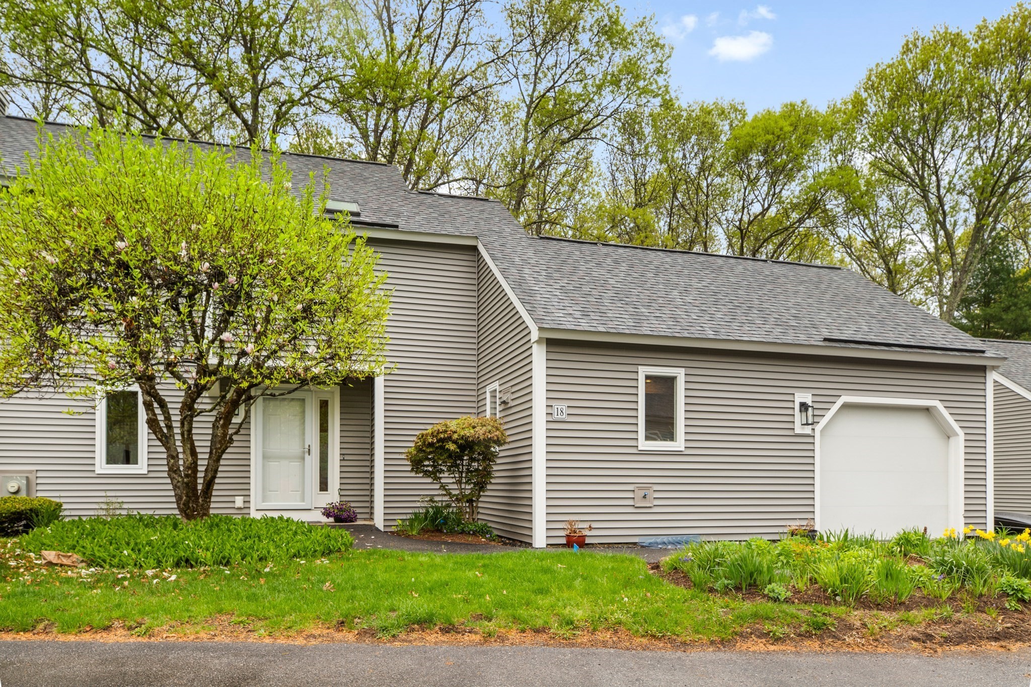 18 Indian Dawn Unit 18, Wayland, MA 01778