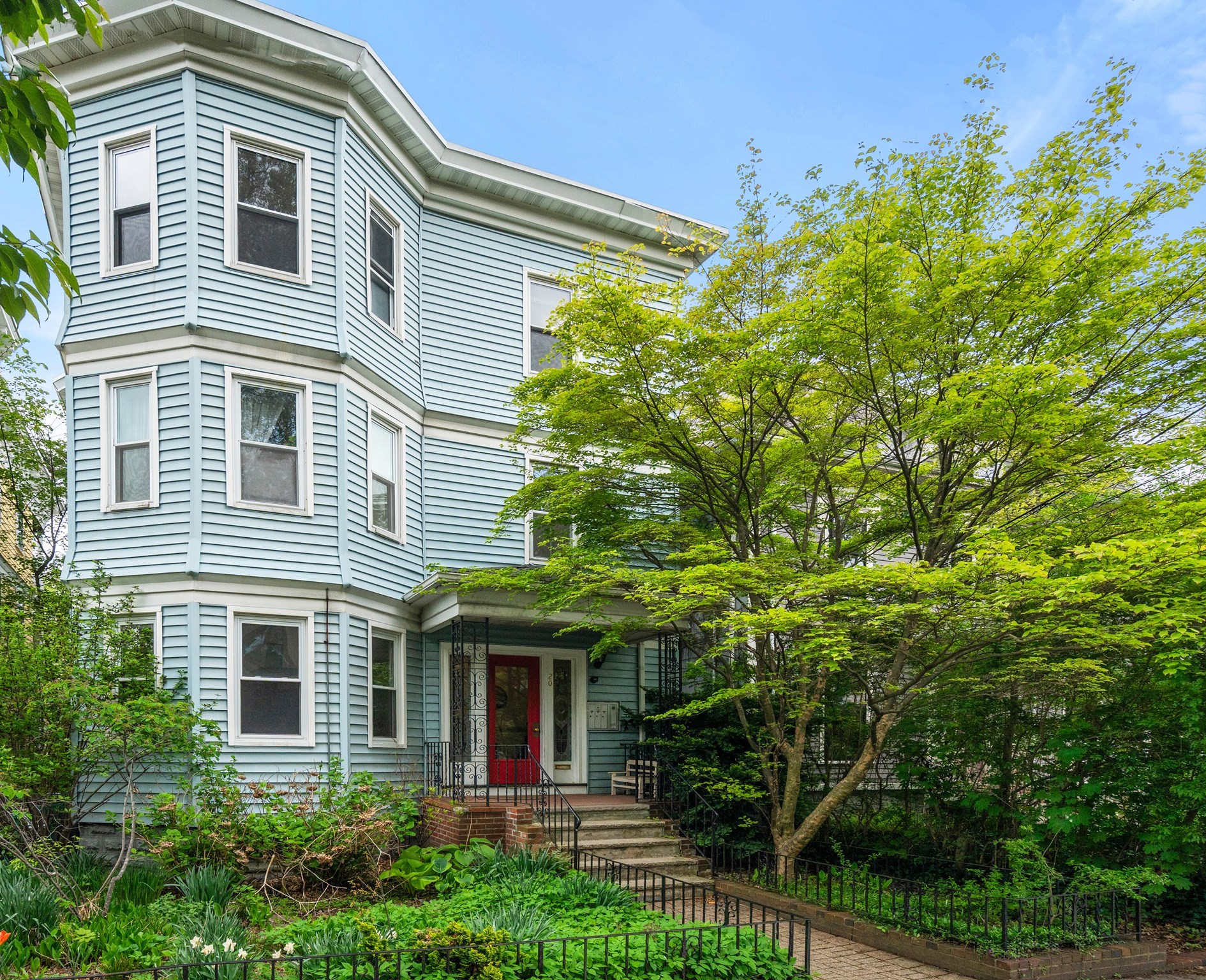 20 Fayette Street Unit 3, Cambridge, MA 02139