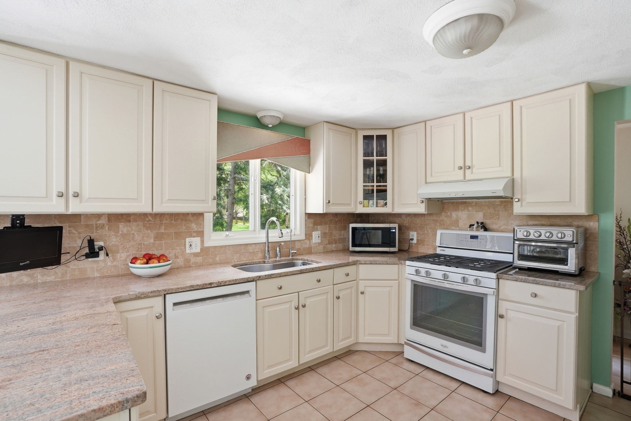 202 Hampton Road, Sharon, MA 02067 - Image 6