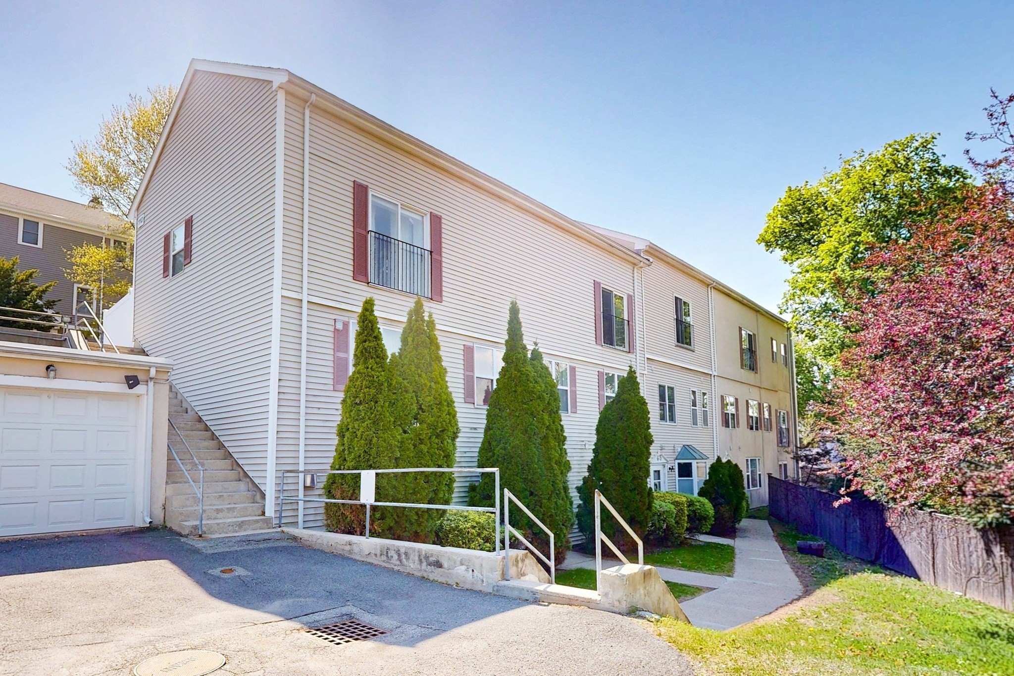 110 Coolidge Hill Rd Unit 4, Watertown, MA 02472