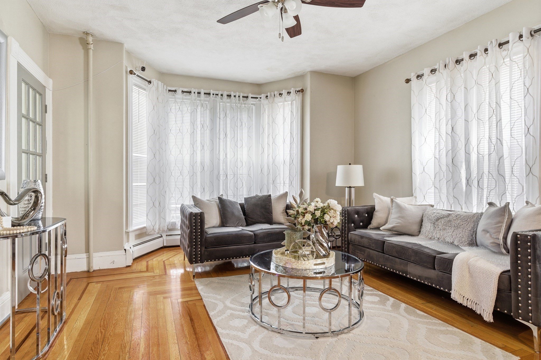 122 Perry St, Central Falls, RI 02863