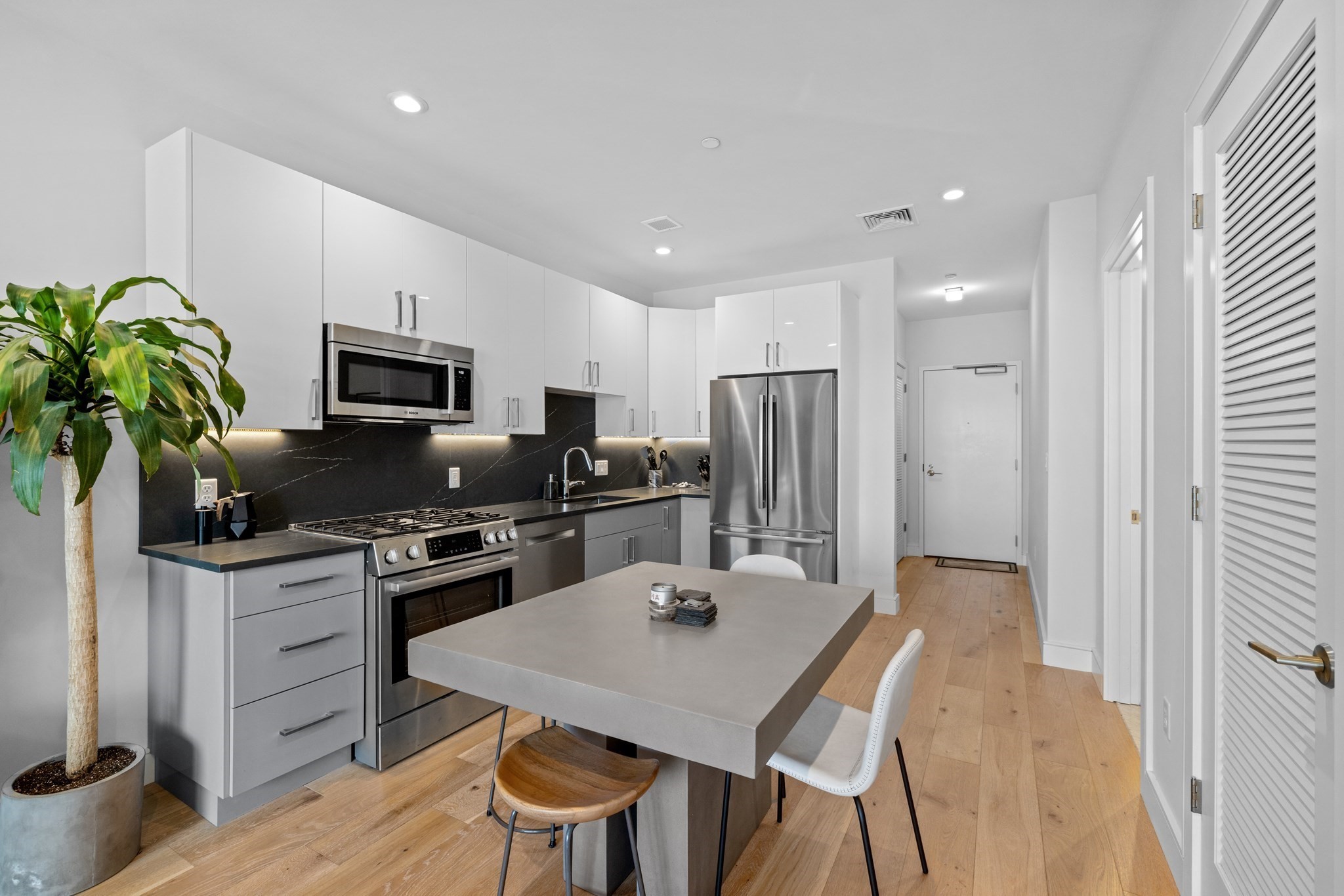 420 W Broadway Unit 503, South Boston, Boston, MA 02127 - Image 2