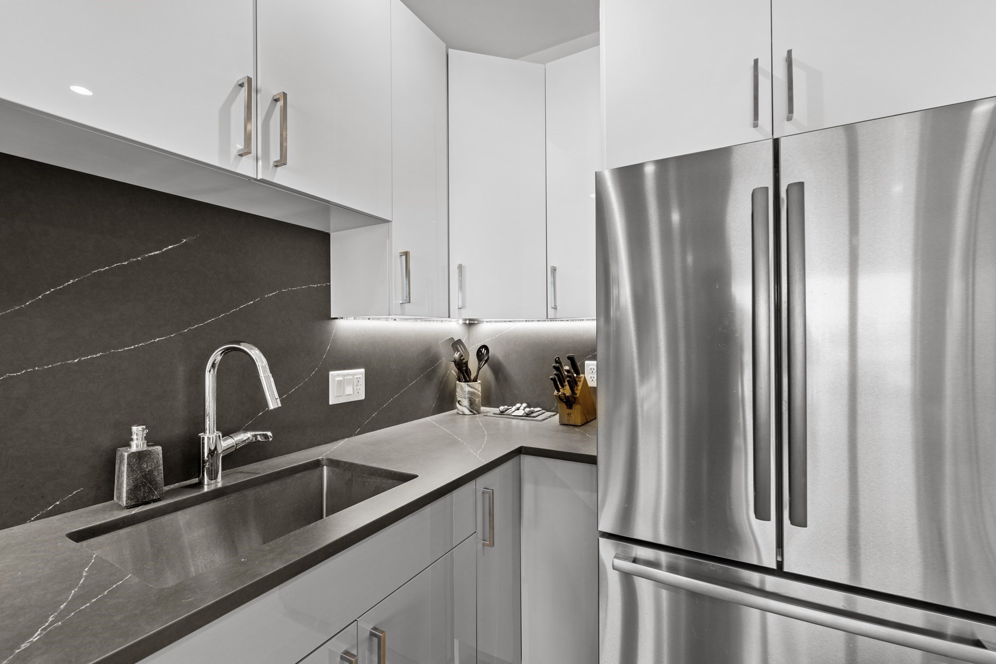420 W Broadway Unit 503, South Boston, Boston, MA 02127 - Image 5
