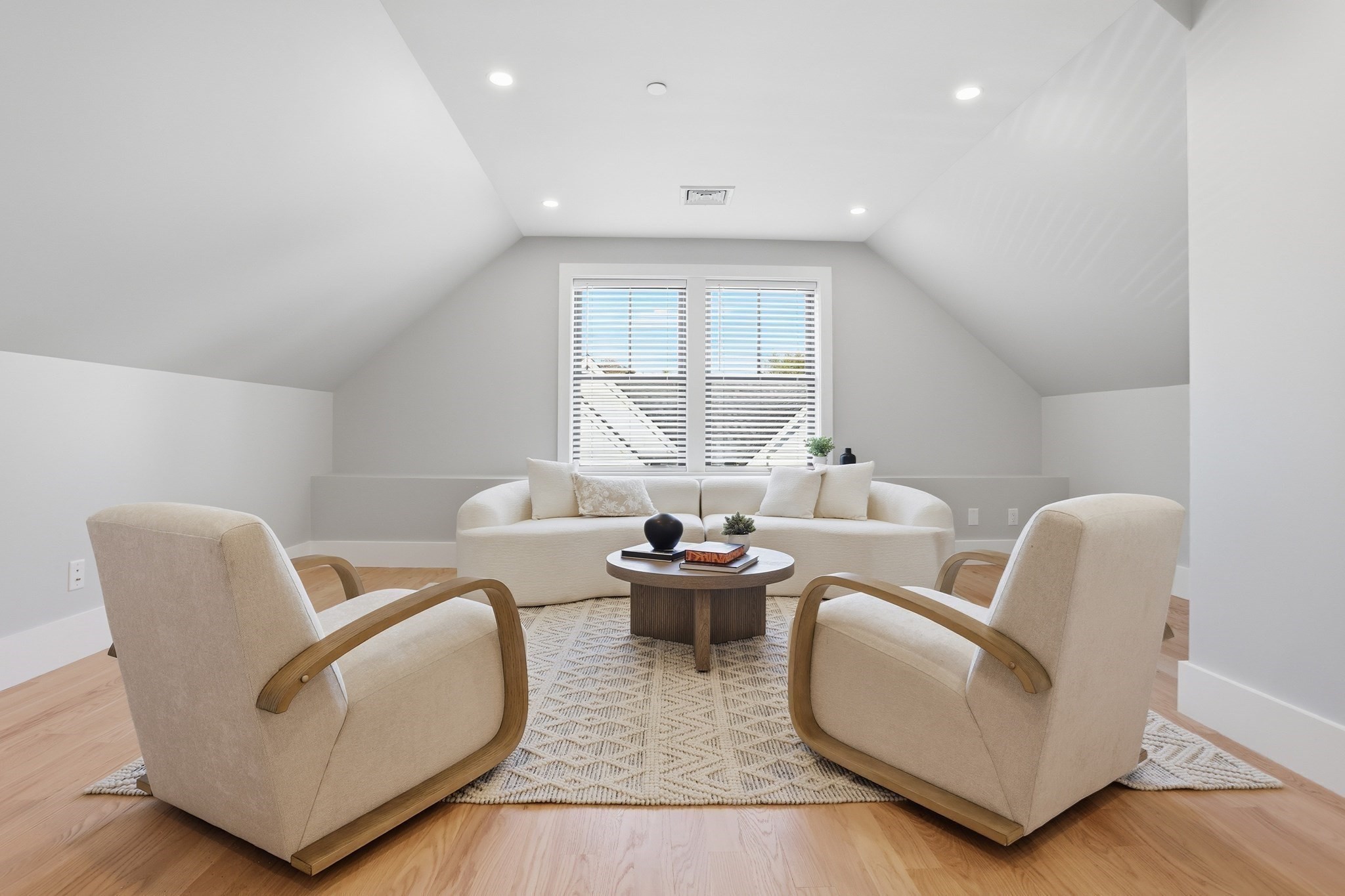 36 Loomis Unit 301, Bedford, MA 01730 - Image 9