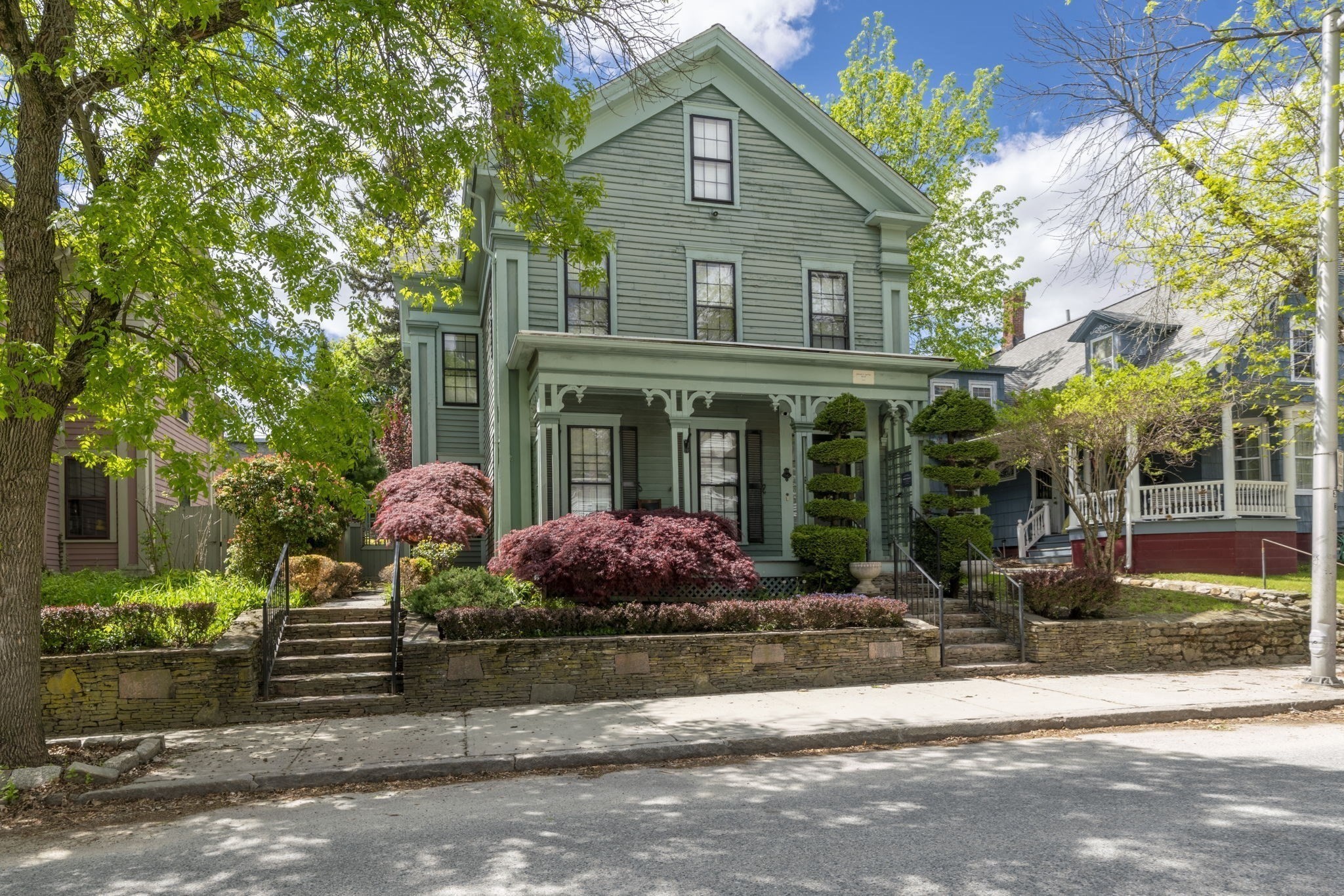 12 Crown St., Worcester, MA 01609