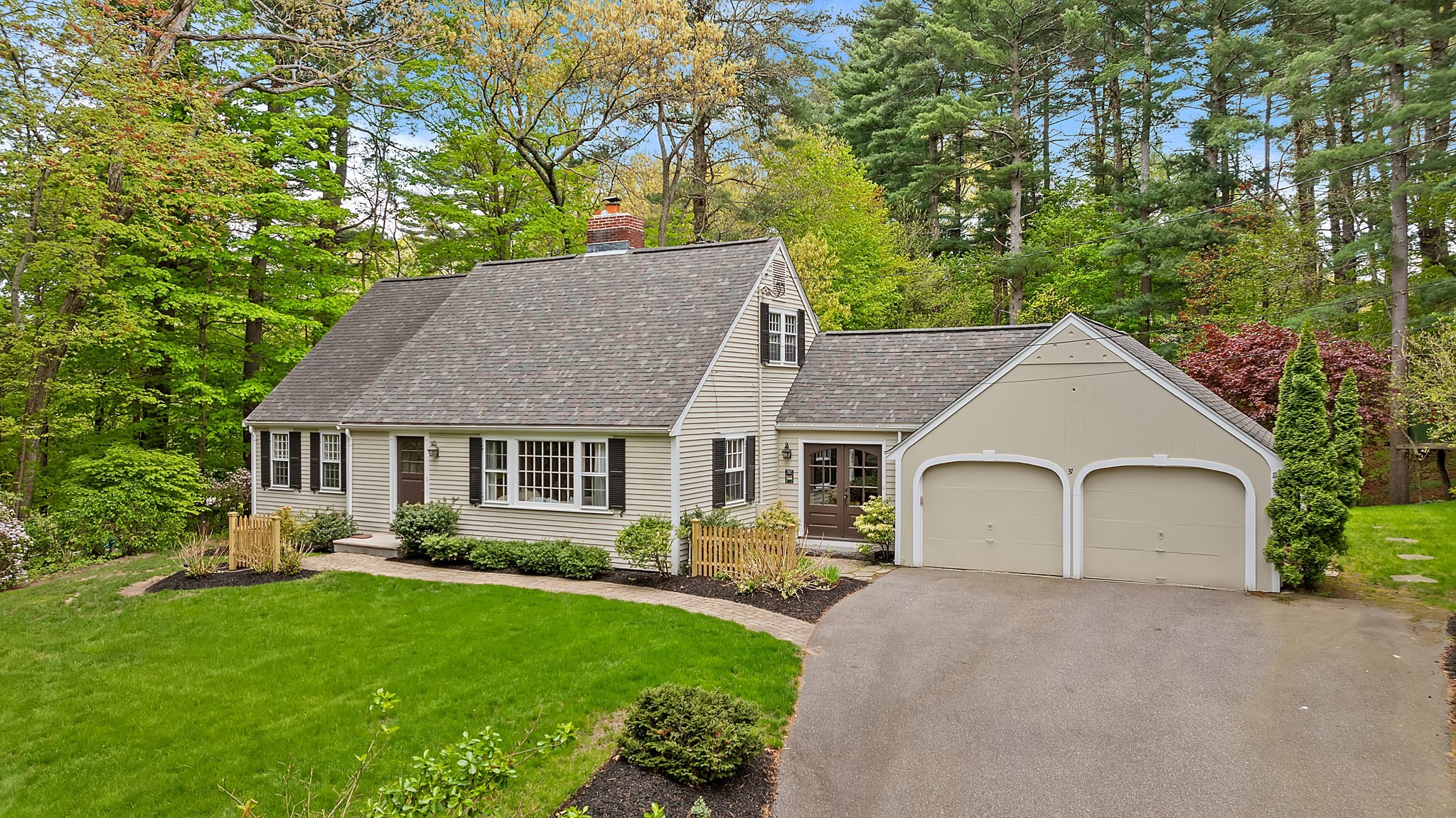 37 Moore Rd, Wayland, MA 01778