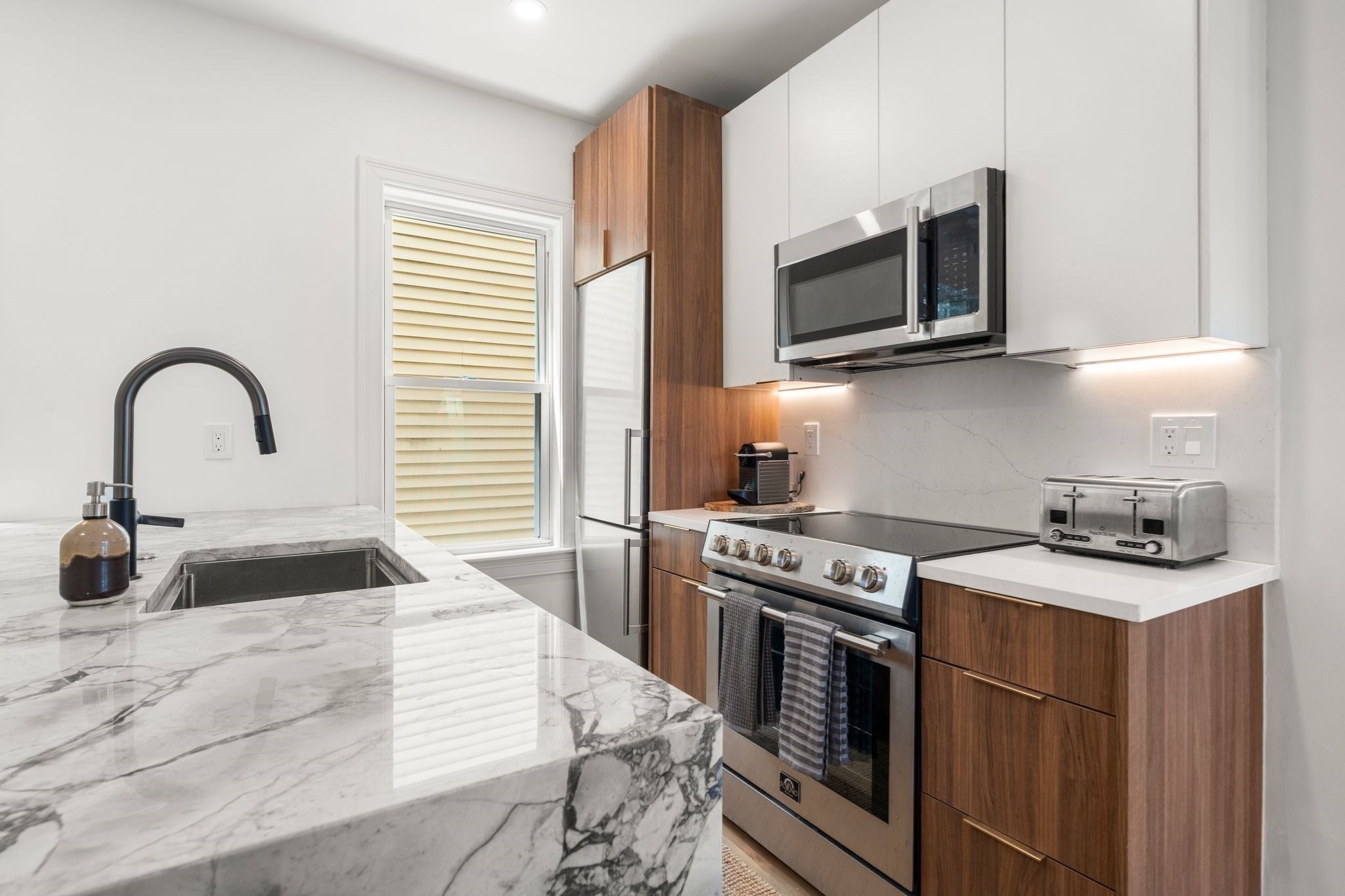 8 Fox Unit 2, Dorchester, Boston, MA 02122 - Image 4