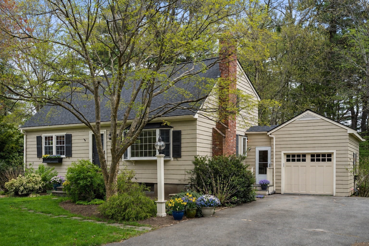 123 Harding Street, Medfield, MA 02052
