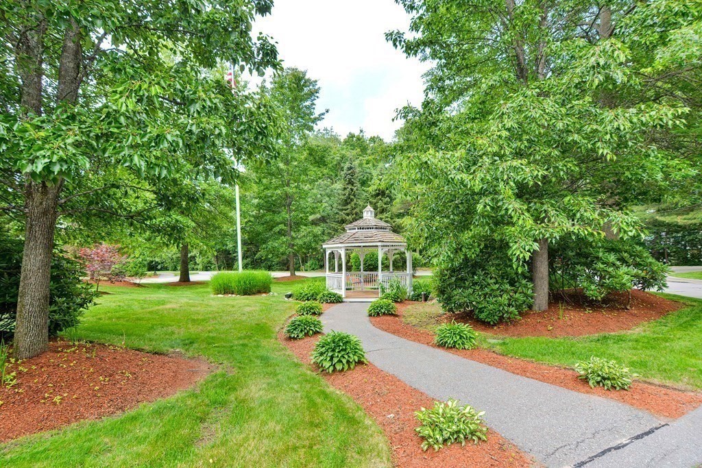34 Meeting House Lane Unit 317, Stow, MA 01775
