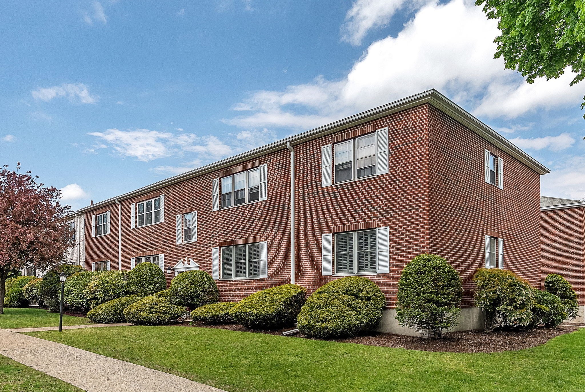 198 Lake Shore Road Unit 2, Brighton, Boston, MA 02135