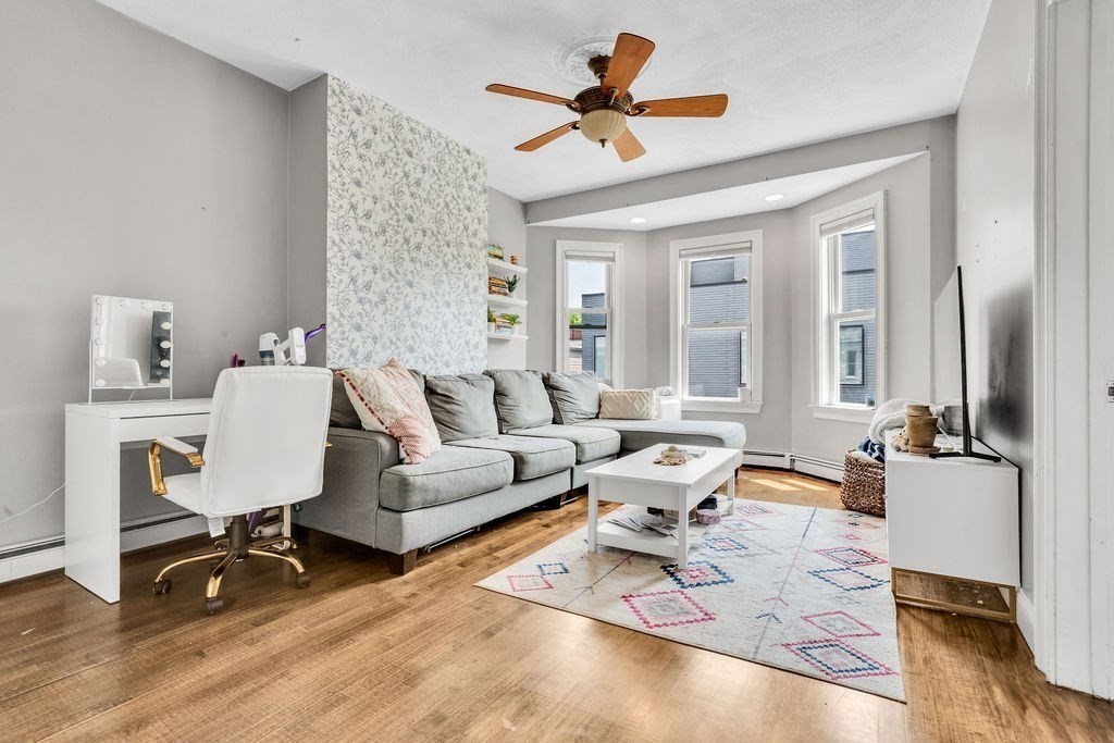 17 I St Unit 3, South Boston, Boston, MA 02127