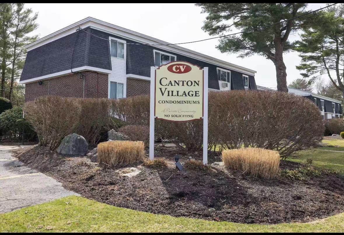 54 Will Dr Unit 87, Canton, MA 02021