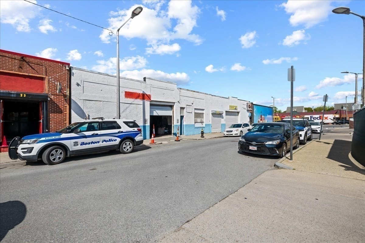 3 Rhoades St, Dorchester, Boston, MA 02124 - Image 11