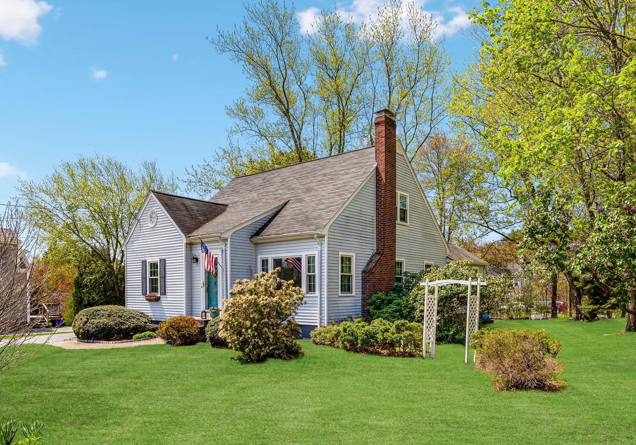 144 Hayden Rowe St, Hopkinton, MA 01748