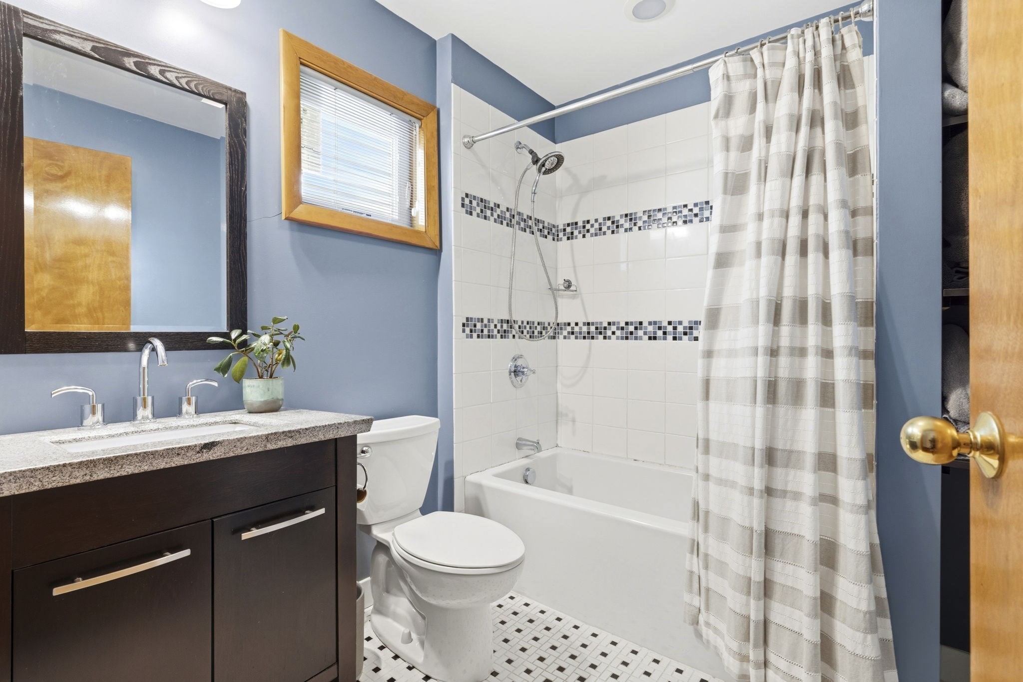 419 E 3rd St, South Boston, Boston, MA 02127 - Image 28