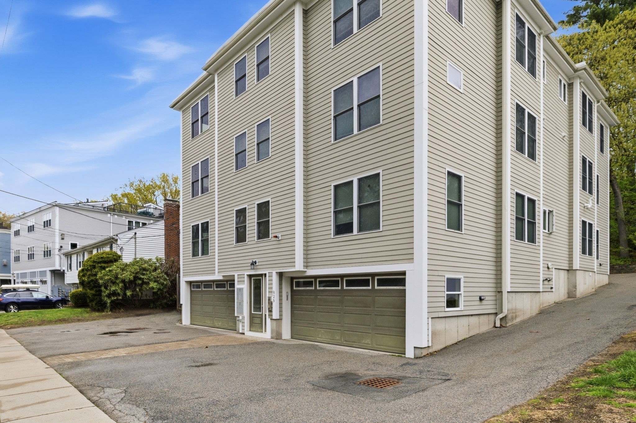 829 Lagrange St Unit 3, West Roxbury, Boston, MA 02132