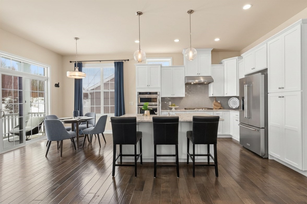 64 Pine Tree Dr, Methuen, MA 01844