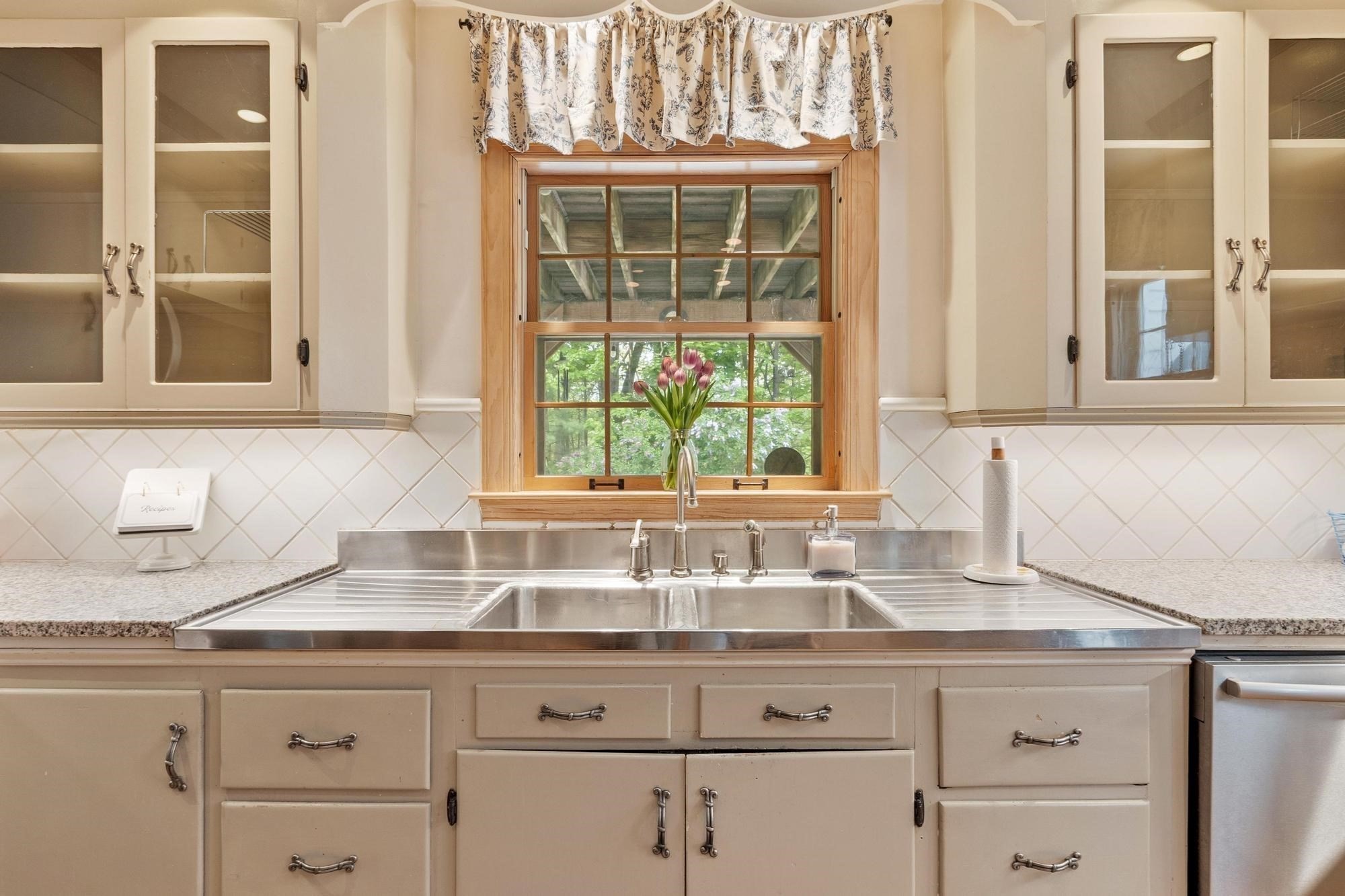 289 Sterling Rd, Lancaster, MA 01523 - Image 12