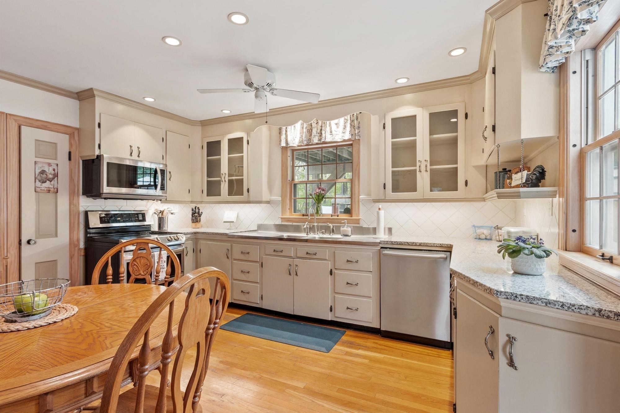 289 Sterling Rd, Lancaster, MA 01523 - Image 9