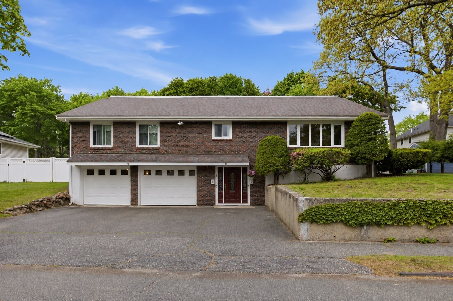 3 Spruce St, Stoneham, MA 02180