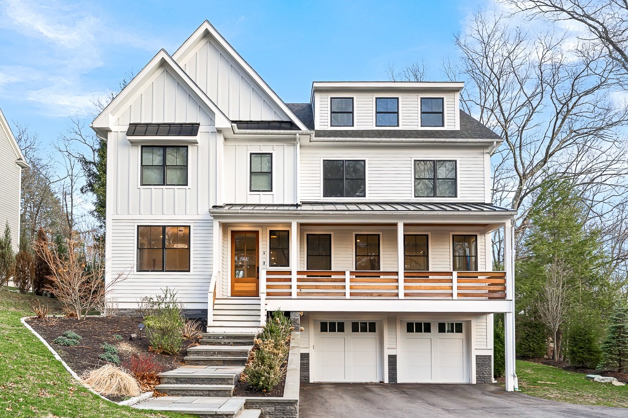 5 Skyview Rd, Lexington, MA 02420
