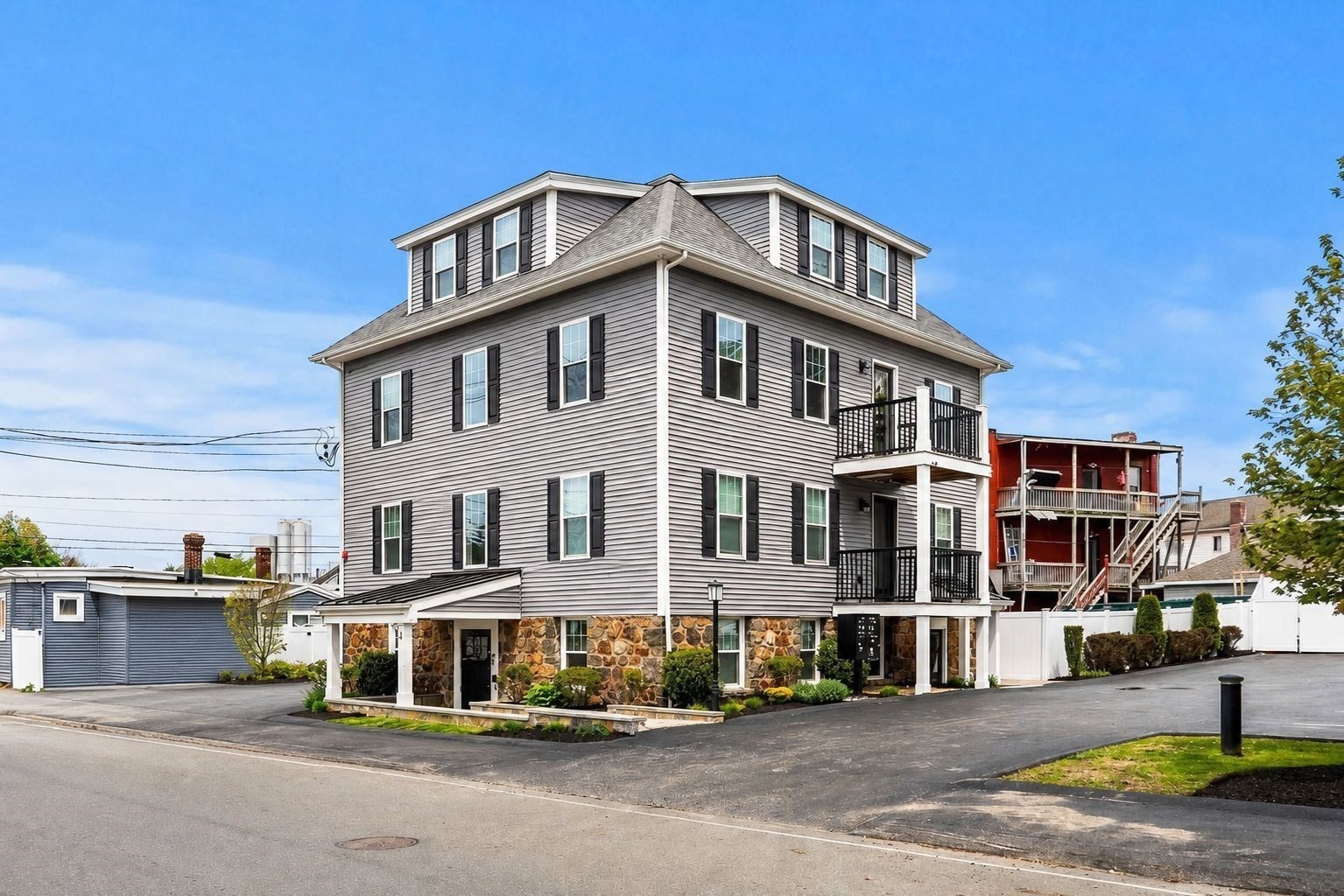 4 Wakefield Ave Unit 4, Wakefield, MA 01880