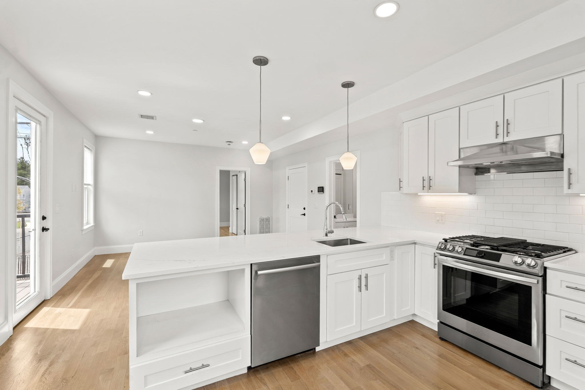 4 Wakefield Ave Unit 4, Wakefield, MA 01880 - Image 11