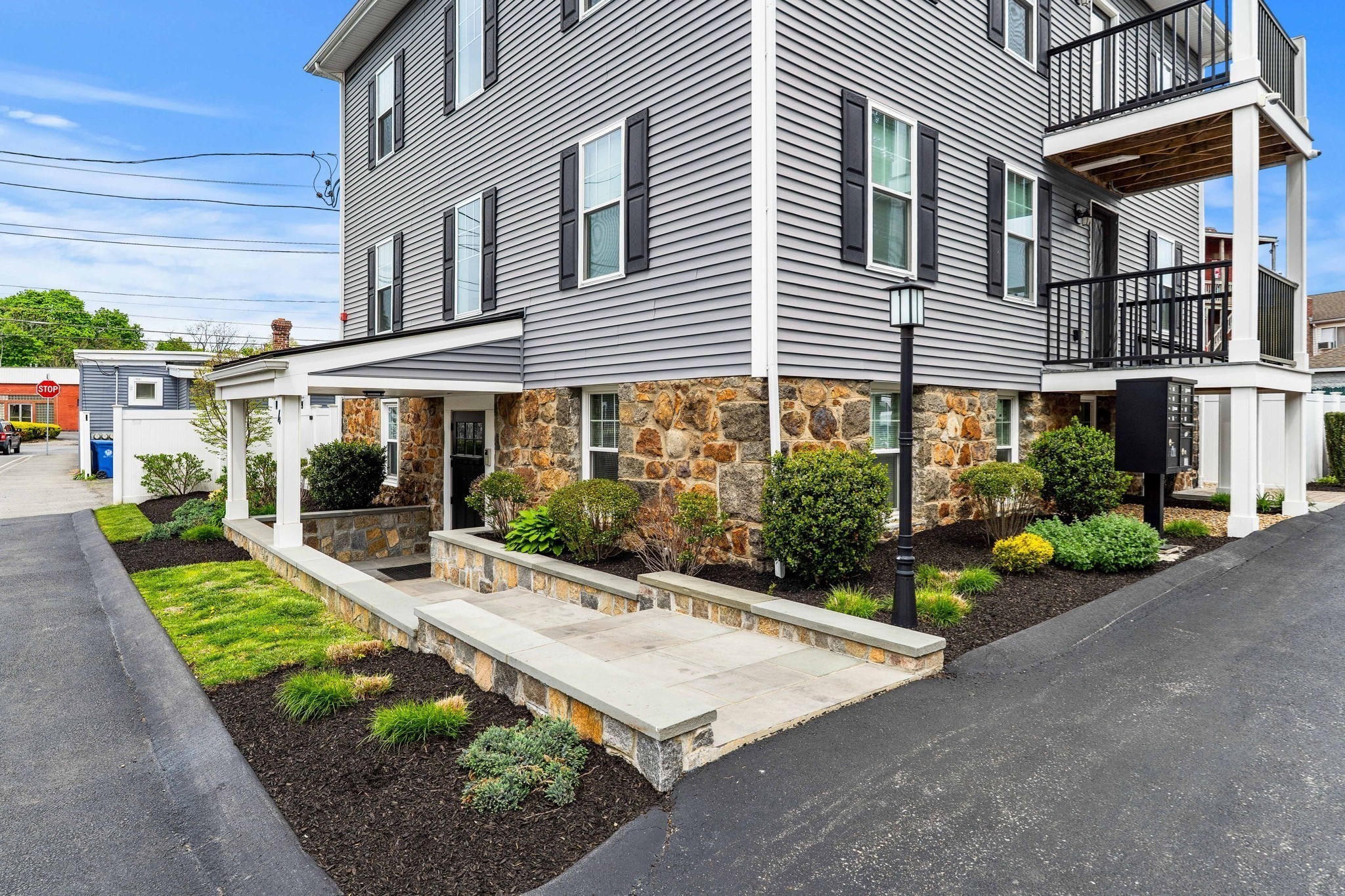 4 Wakefield Ave Unit 4, Wakefield, MA 01880 - Image 3