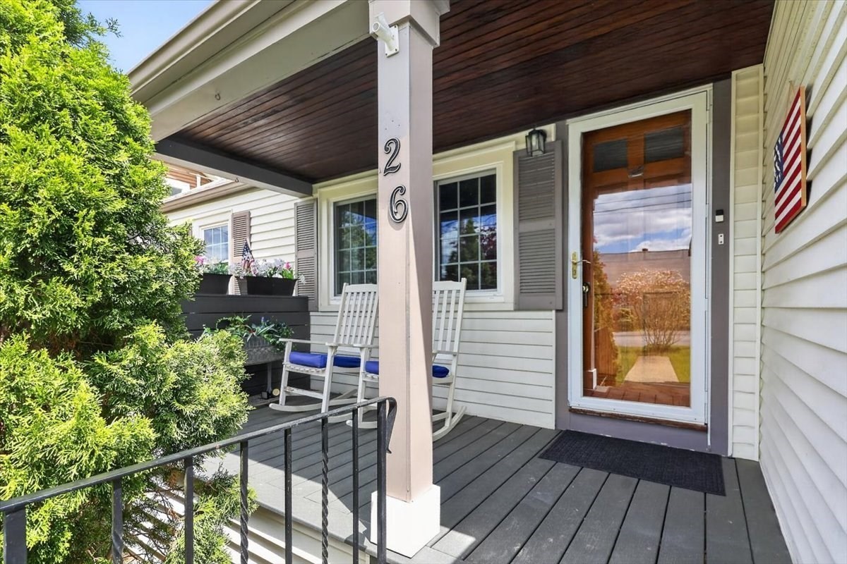 26 Coolidge Ave, Weymouth, MA 02188
