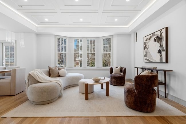 92 Sewall Ave Unit 2C, Brookline, MA 02446
